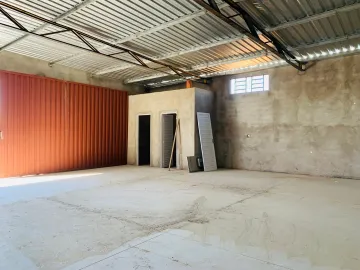 Barracão recentemente construído disponível para locação!