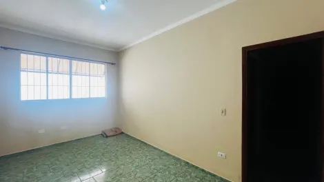 Imóvel residencial disponível para locação em ótimo bairro.